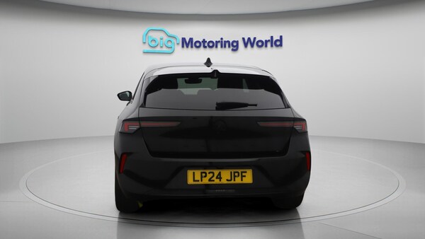 Used Vauxhall Astra 2024 for sale - 76121849: Photo 7