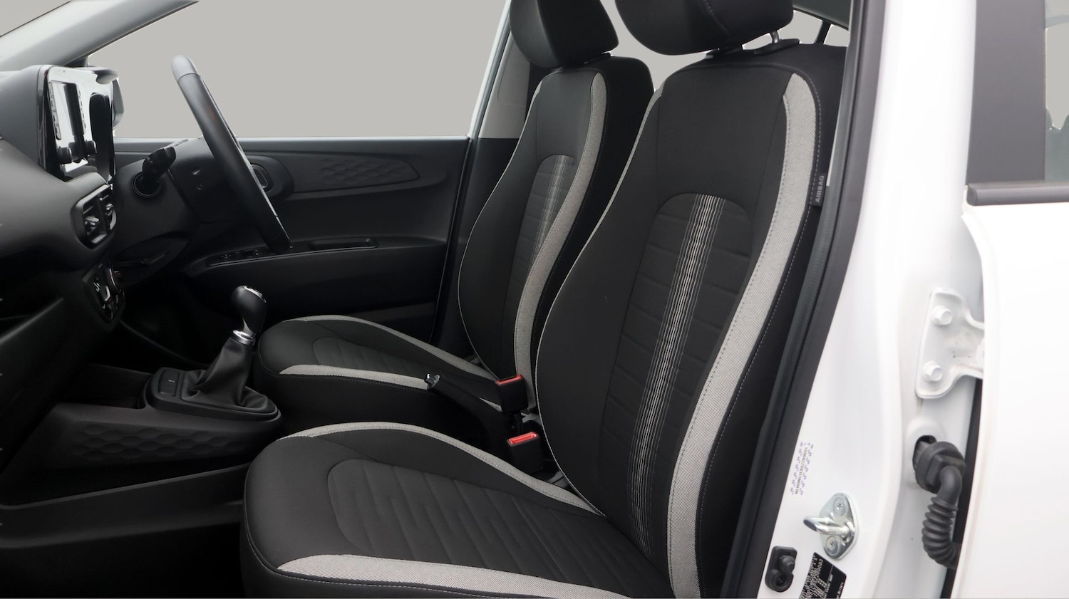 Used Hyundai i10 2024 for sale - 77515988: Photo 14