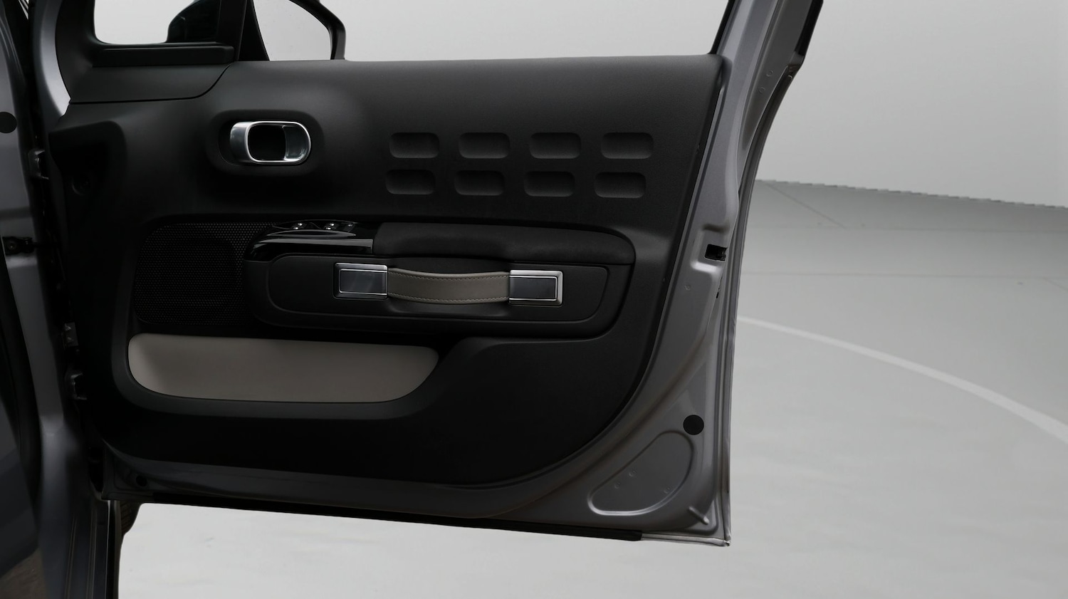 Used Citroen C3 2023 for sale - 77760390: Photo 15