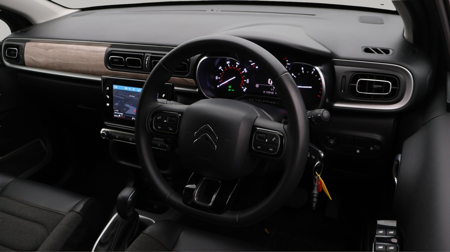 Used Citroen C3 2023 for sale - 77760390: Photo 9