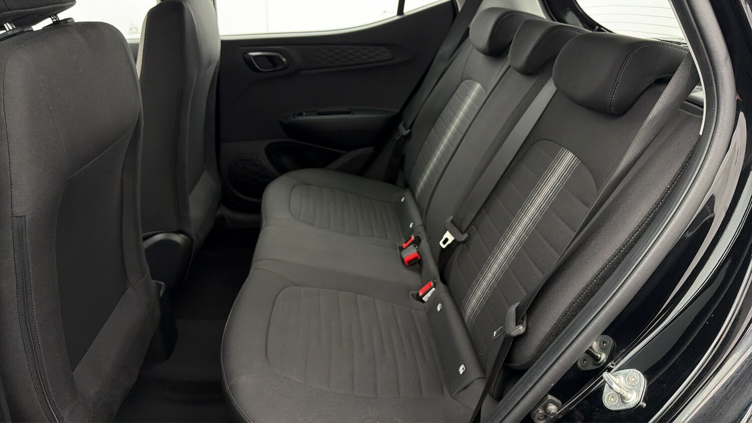 Used Hyundai i10 2023 for sale - 78027311: Photo 15