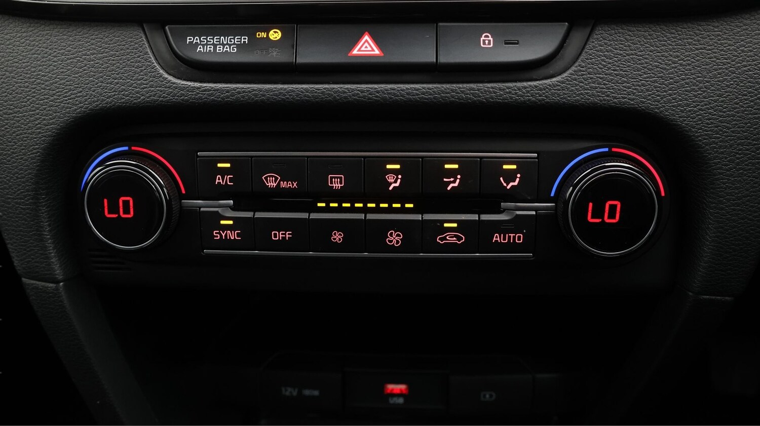 Used Kia Ceed for sale - 77831162: Photo 12