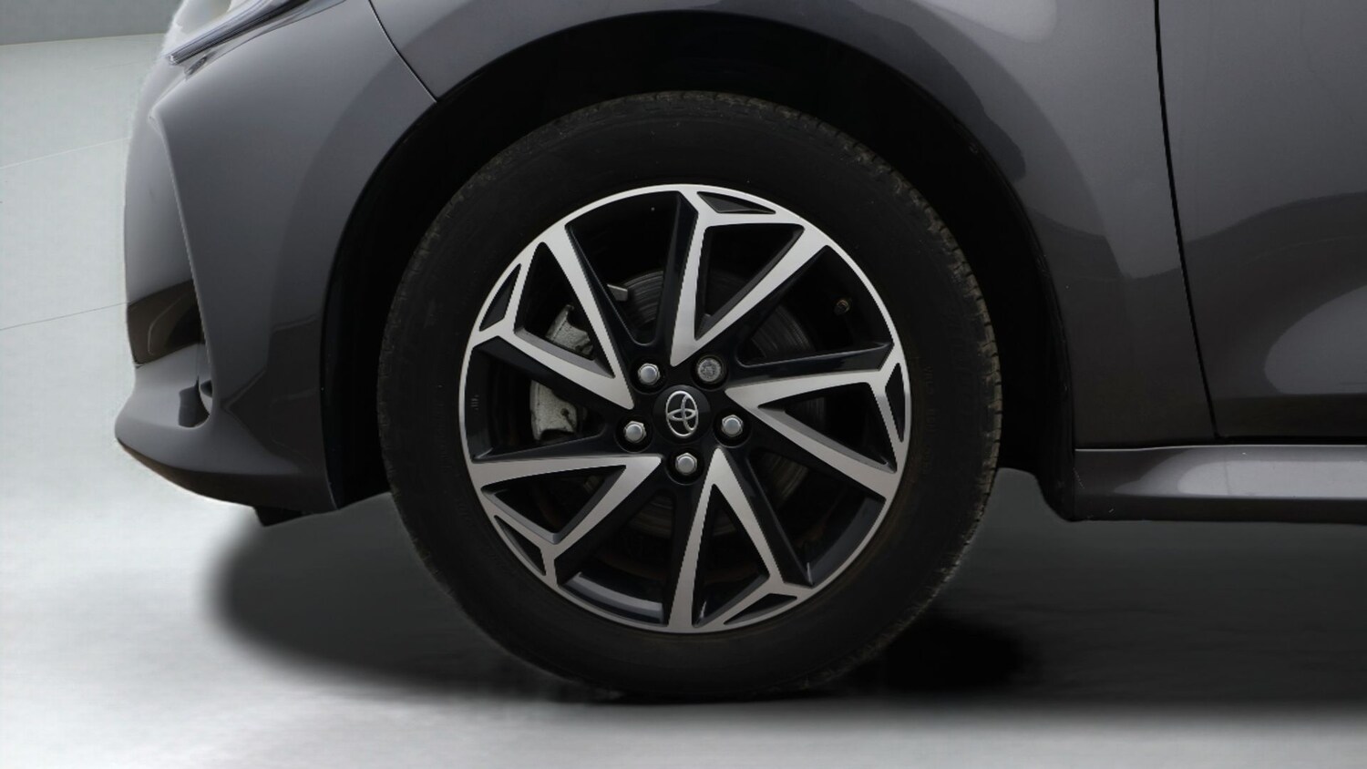 Used Toyota Yaris 2022 for sale - 77258448: Photo 18