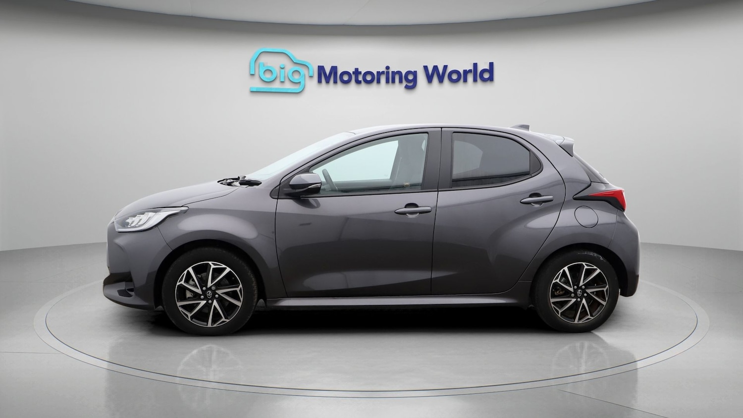 Used Toyota Yaris 2022 for sale - 77258448: Photo 4