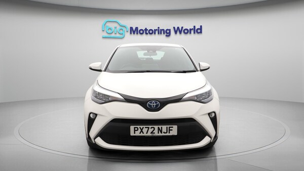 Used Toyota C-HR 2022 for sale - 76306358: Photo 3
