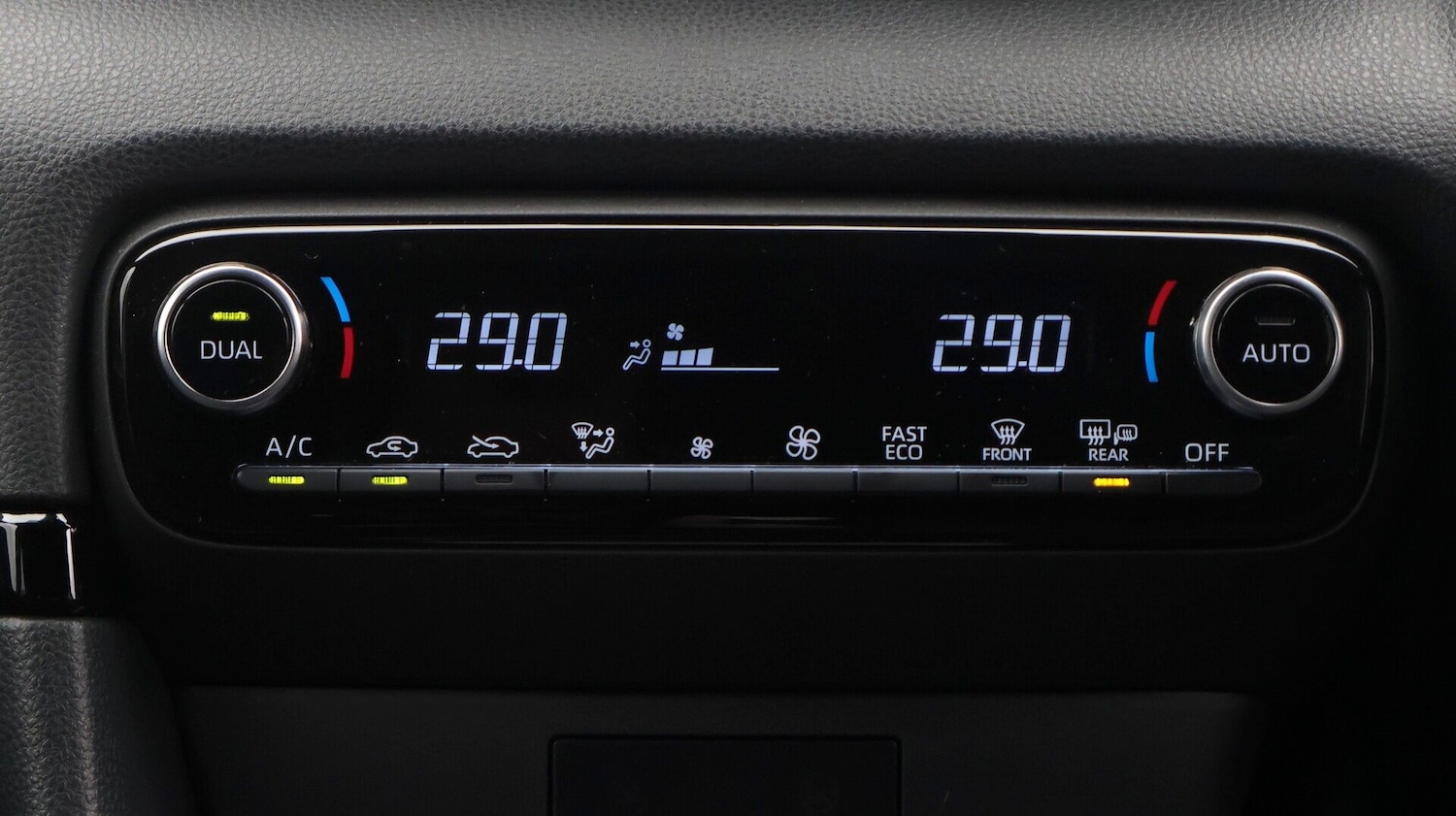 Used Mazda Mazda2 HYBRID 2024 for sale - 77579715: Photo 12