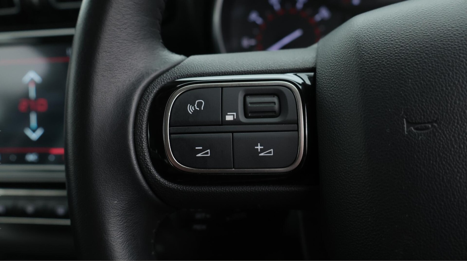 Used Citroen C3 Aircross for sale - 76727224: Photo 24