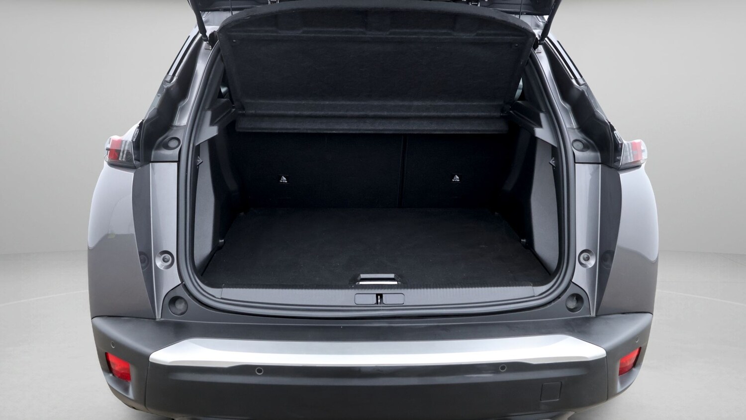 Used Peugeot 2008 for sale - 77872352: Photo 17