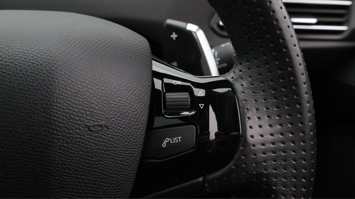 Used Peugeot 308 2018 for sale - 77445825: Photo 25