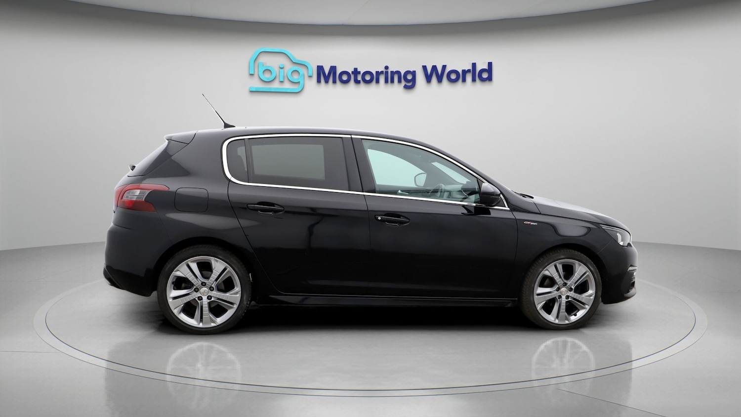 Used Peugeot 308 2018 for sale - 77445825: Photo 8