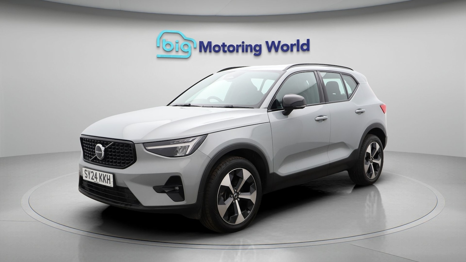 Used Volvo XC40 2024 for sale - 77536314: Photo 3