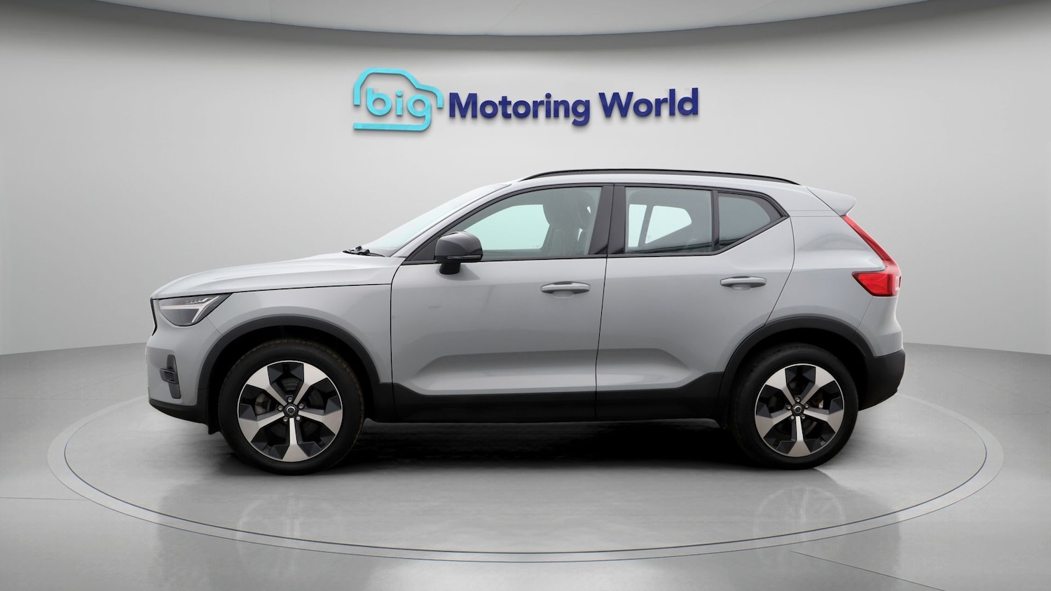 Used Volvo XC40 2024 for sale - 77536314: Photo 4