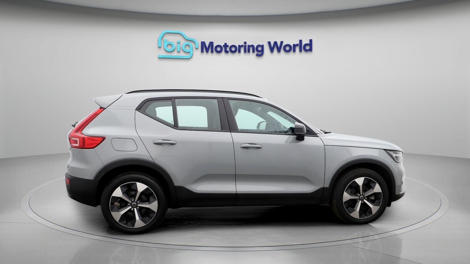 Used Volvo XC40 2024 for sale - 77536314: Photo 8