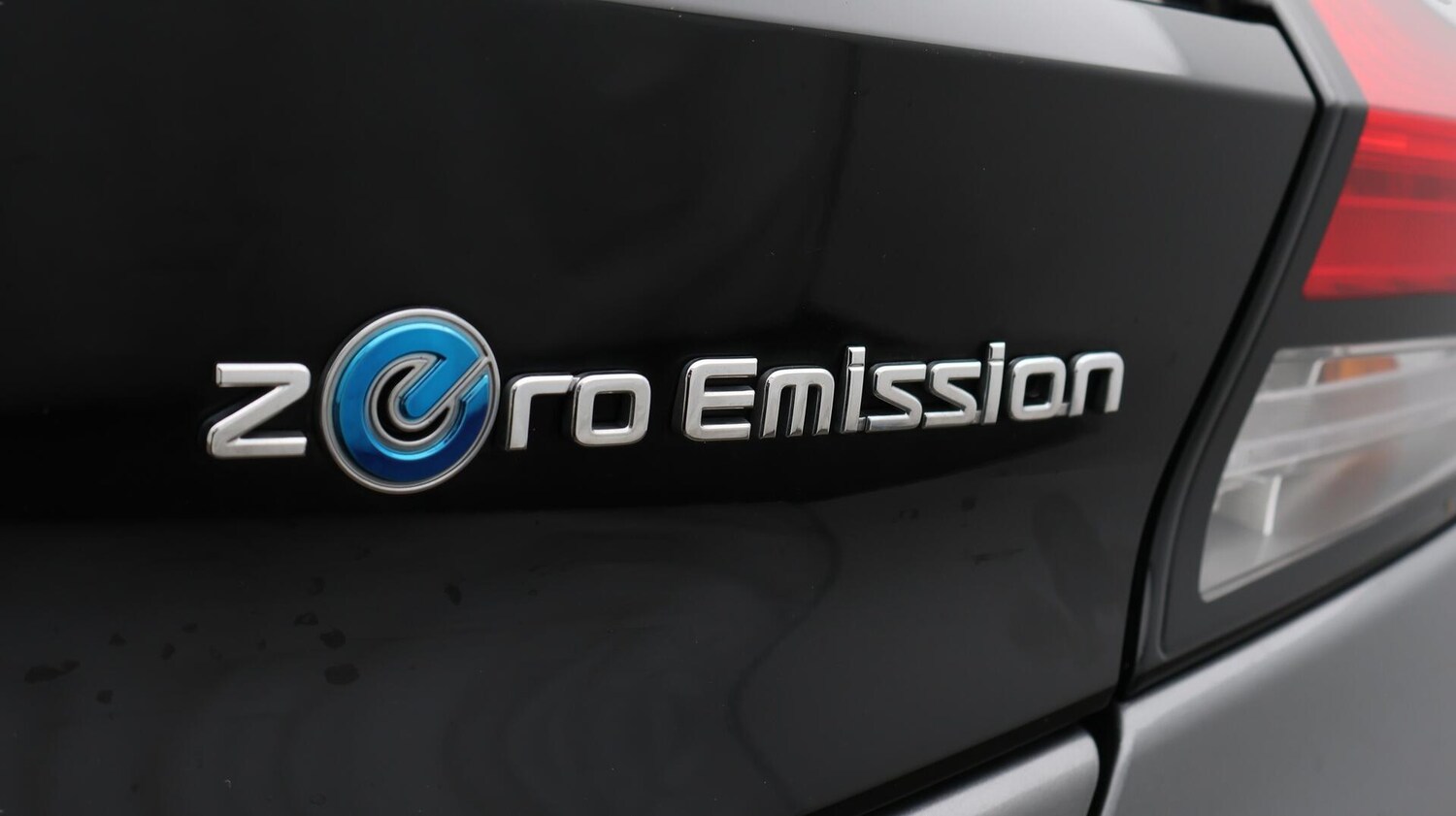 Used Nissan Leaf 2021 for sale - 76645011: Photo 21