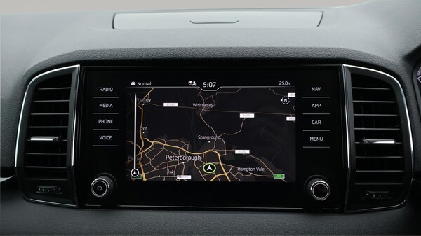 Used Skoda Karoq 2022 for sale - 76270156: Photo 12