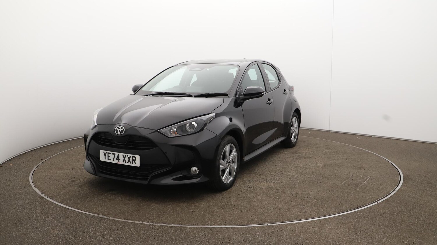 Used Toyota Yaris 2024 for sale - 75838770: Photo 38