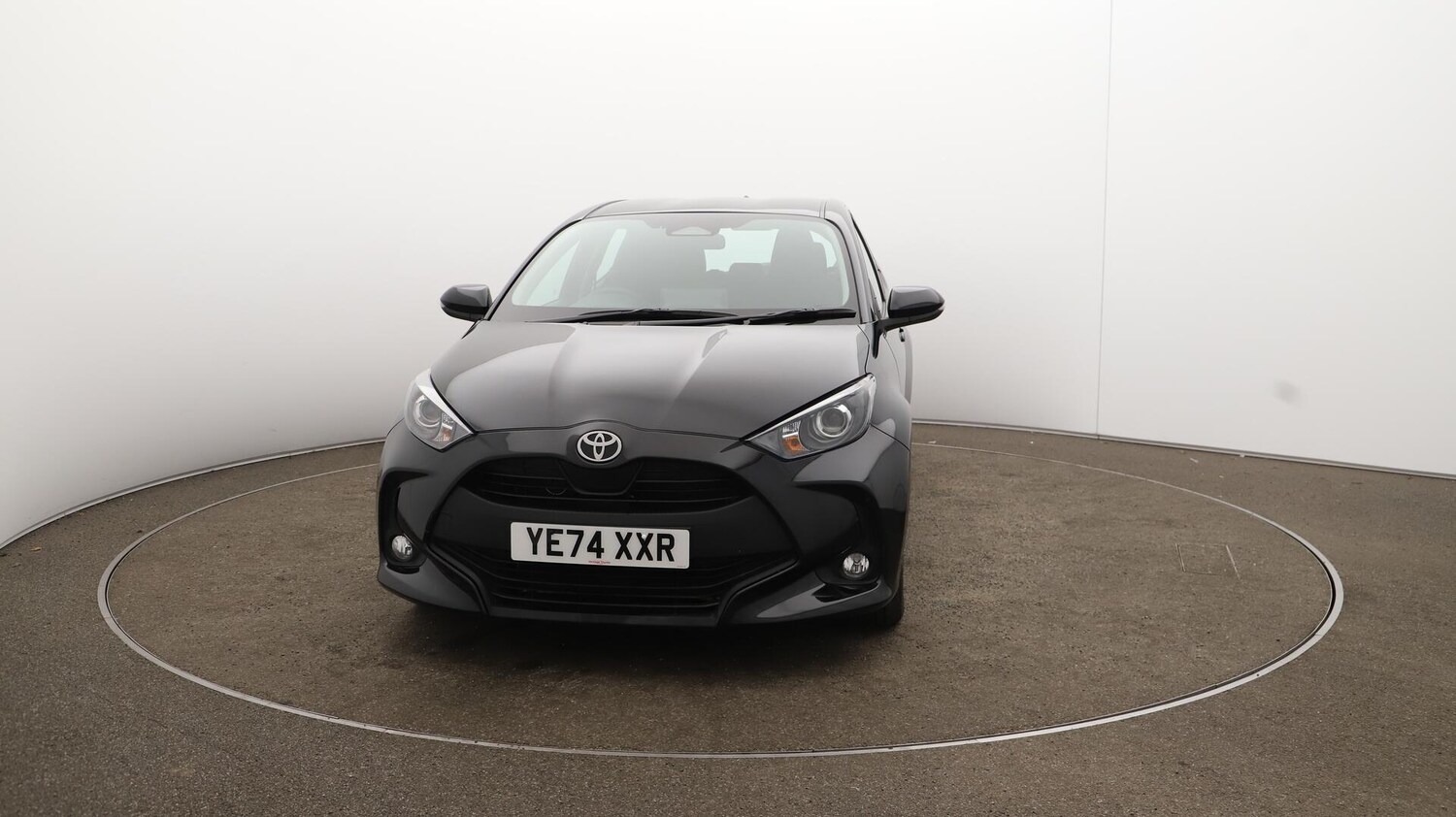 Used Toyota Yaris 2024 for sale - 75838770: Photo 40