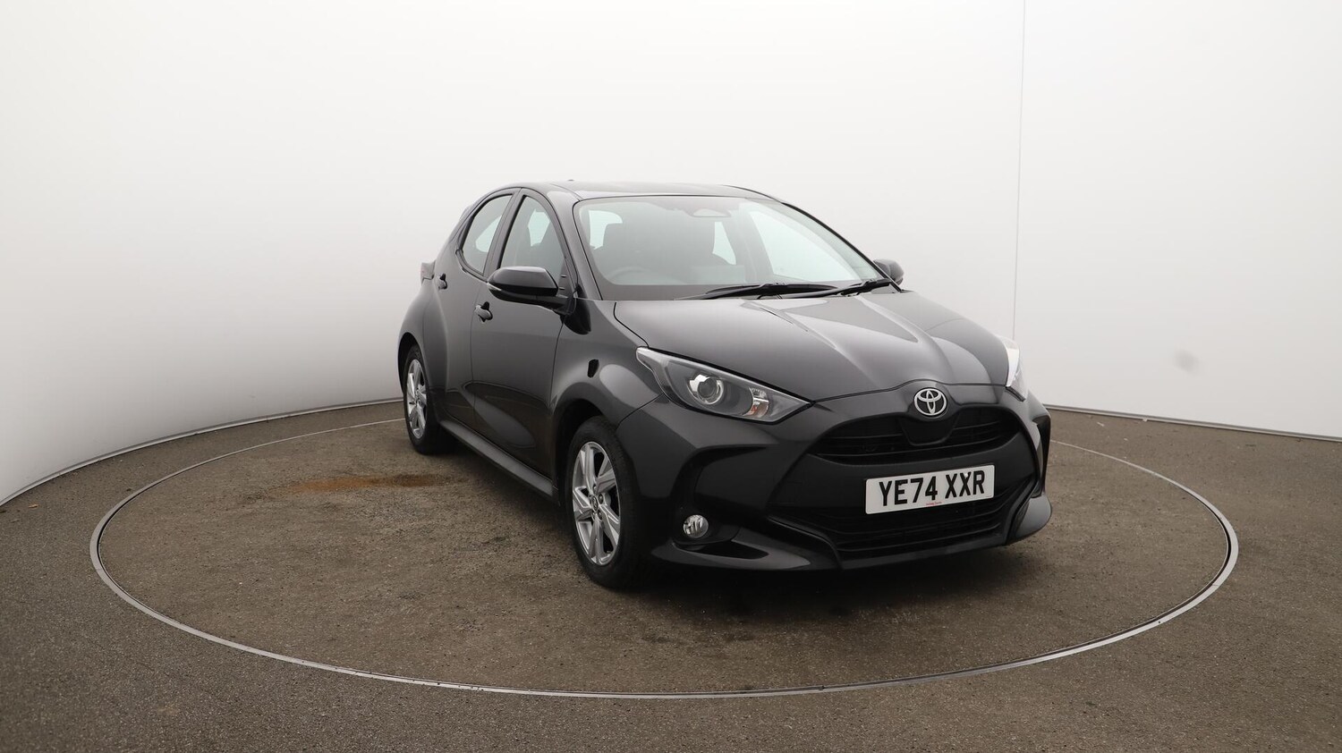Used Toyota Yaris 2024 for sale - 75838770: Photo 43