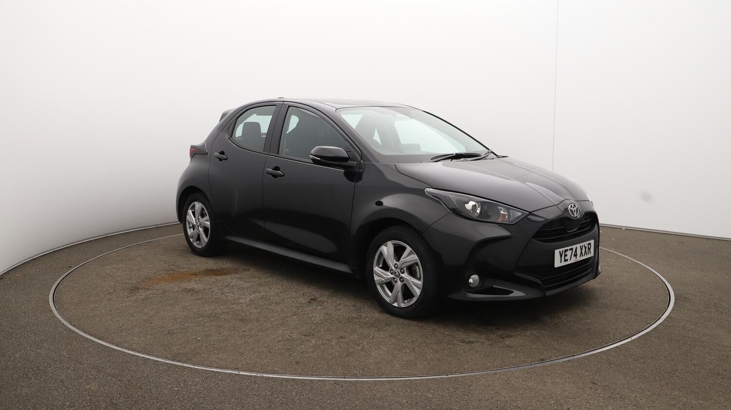 Used Toyota Yaris 2024 for sale - 75838770: Photo 45