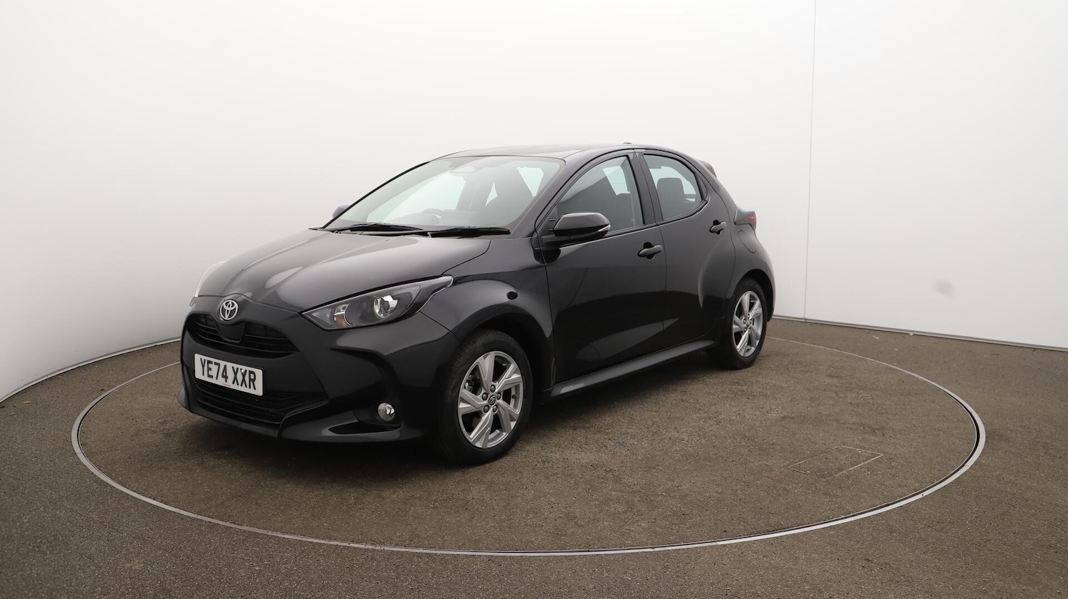 Used Toyota Yaris 2024 for sale - 75838770: Photo 70