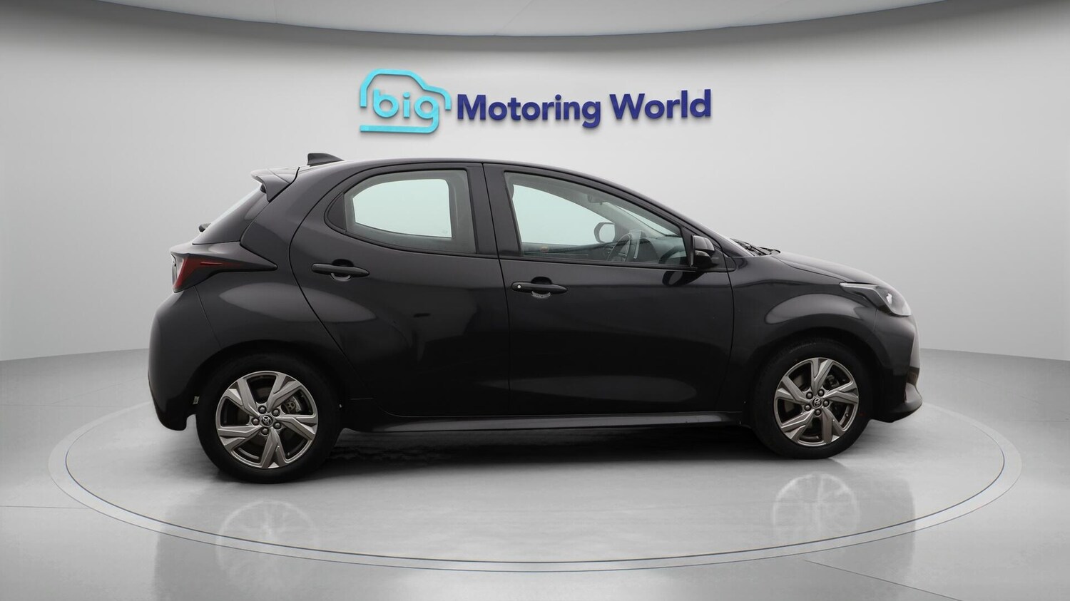 Used Toyota Yaris 2024 for sale - 75838770: Photo 9