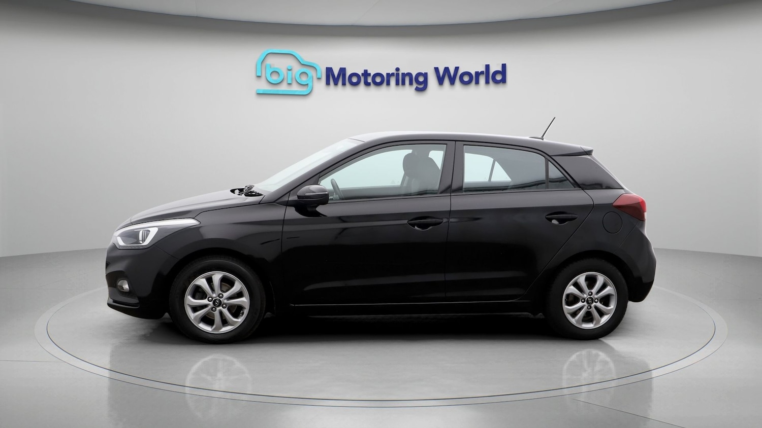 Used Hyundai i20 2018 for sale - 77528775: Photo 4