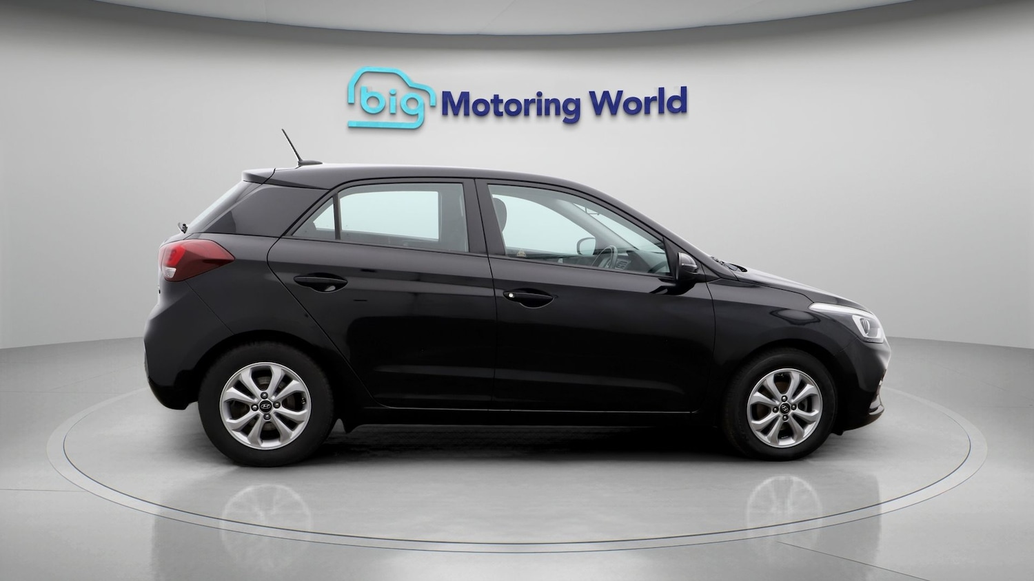 Used Hyundai i20 2018 for sale - 77528775: Photo 8