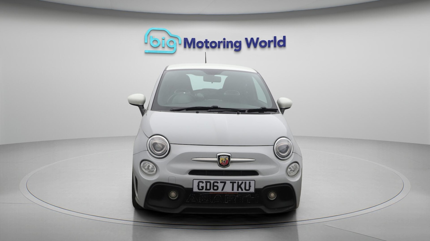 Used Abarth 595 2018 for sale - 76389223: Photo 3