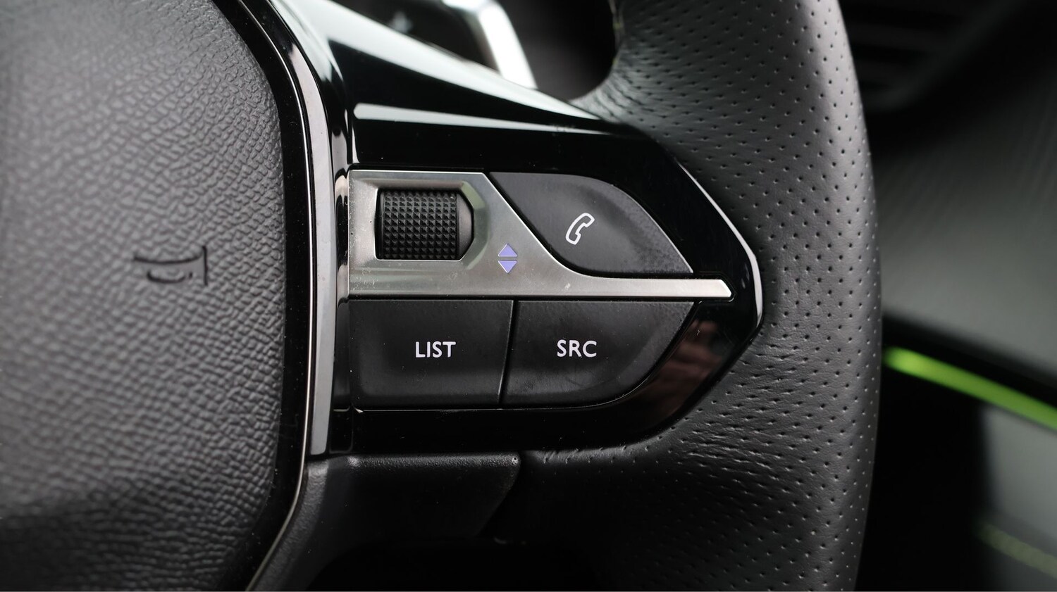 Used Peugeot 2008 for sale - 77872379: Photo 22