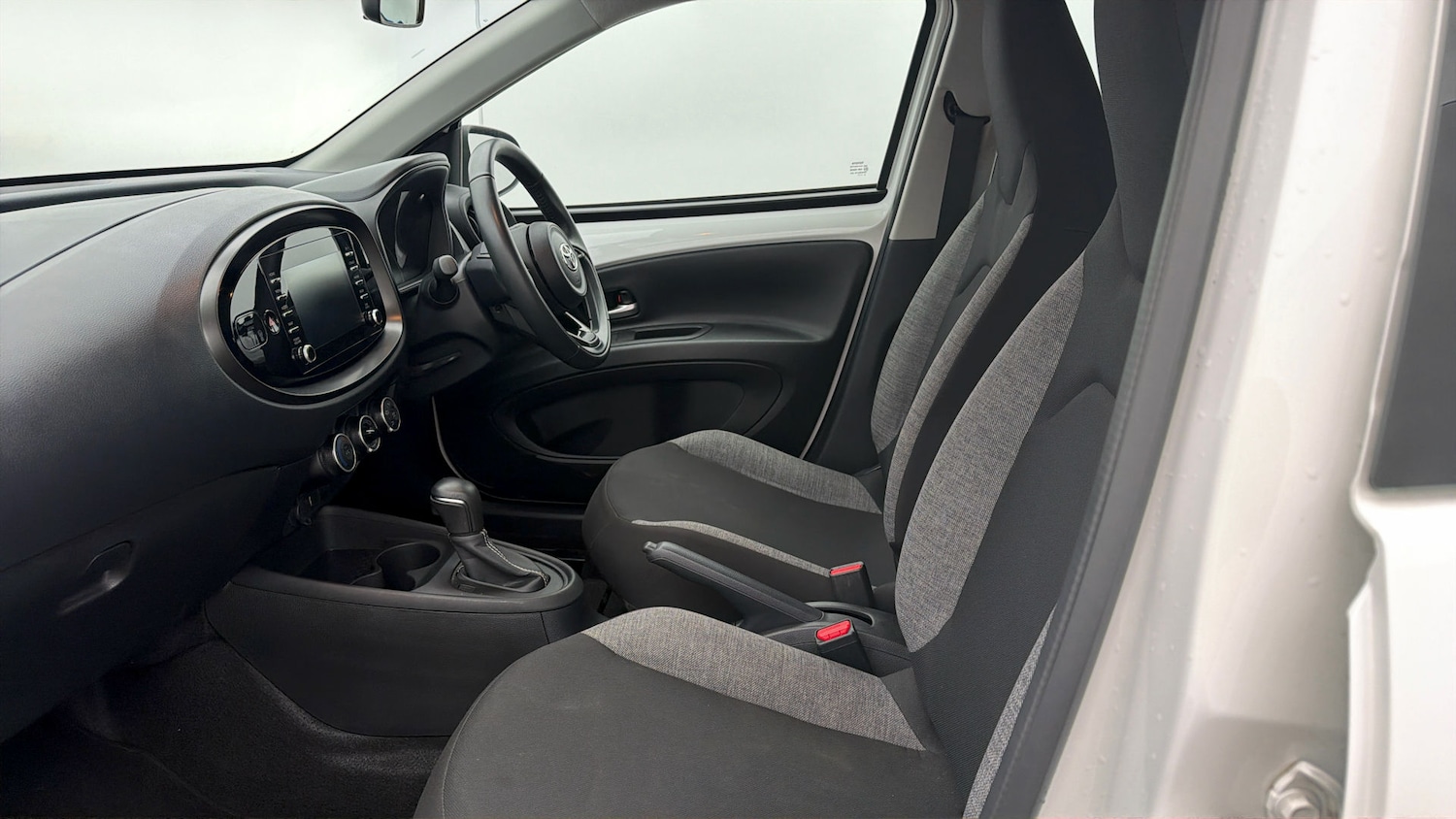 Used Toyota Aygo X 2023 for sale - 78029629: Photo 14