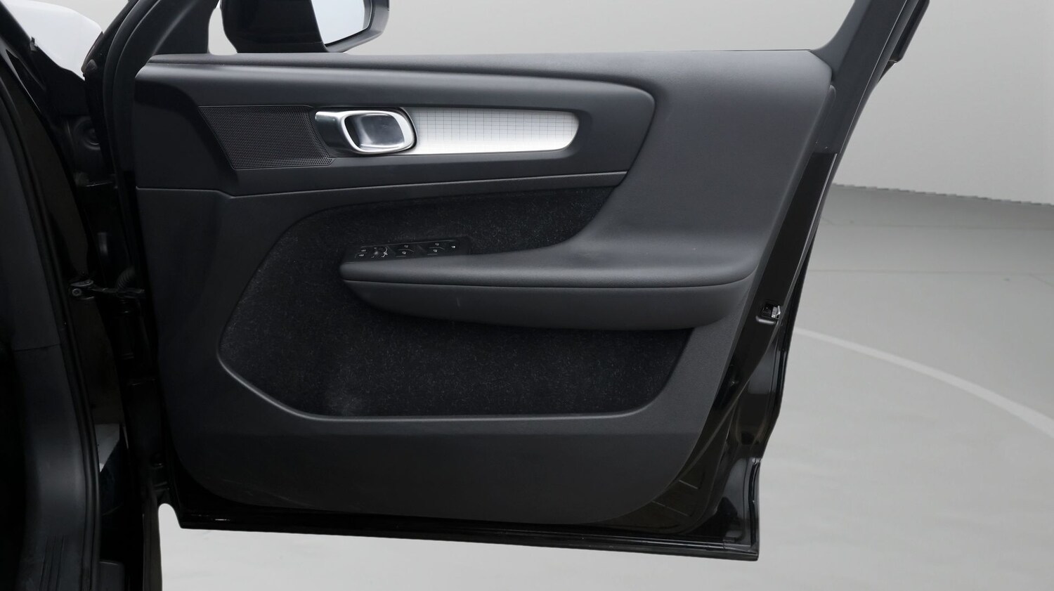 Used Volvo XC40 2020 for sale - 77276845: Photo 15