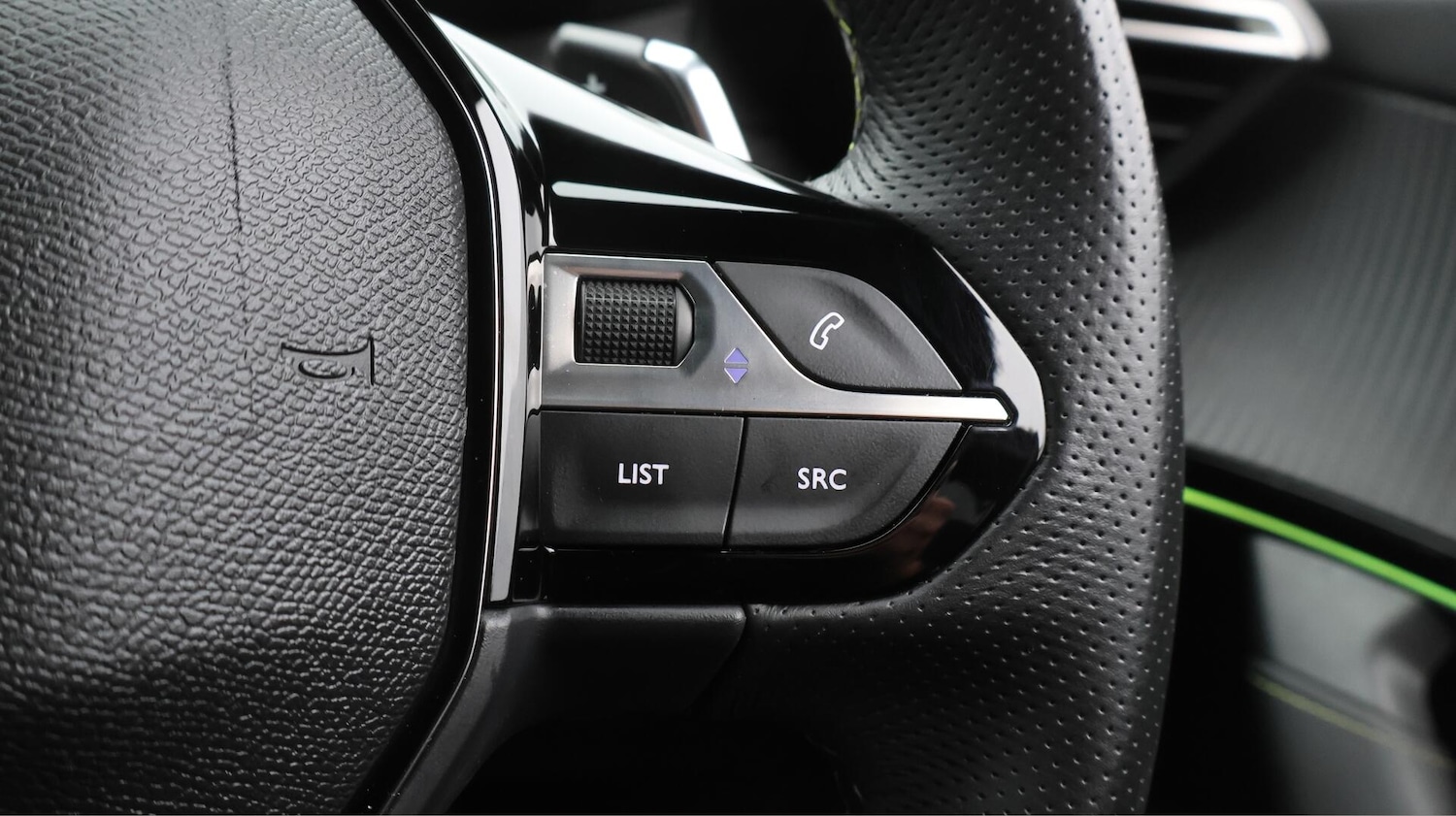 Used Peugeot 2008 2023 for sale - 76151733: Photo 26
