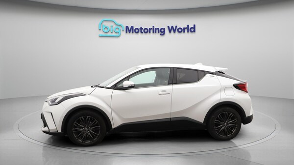 Used Toyota C-HR 2022 for sale - 75696209: Photo 5