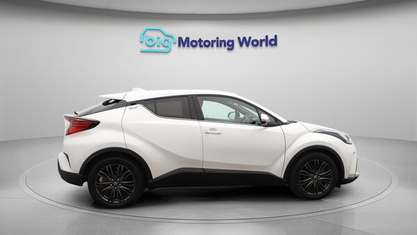 Used Toyota C-HR 2022 for sale - 75696209: Photo 9