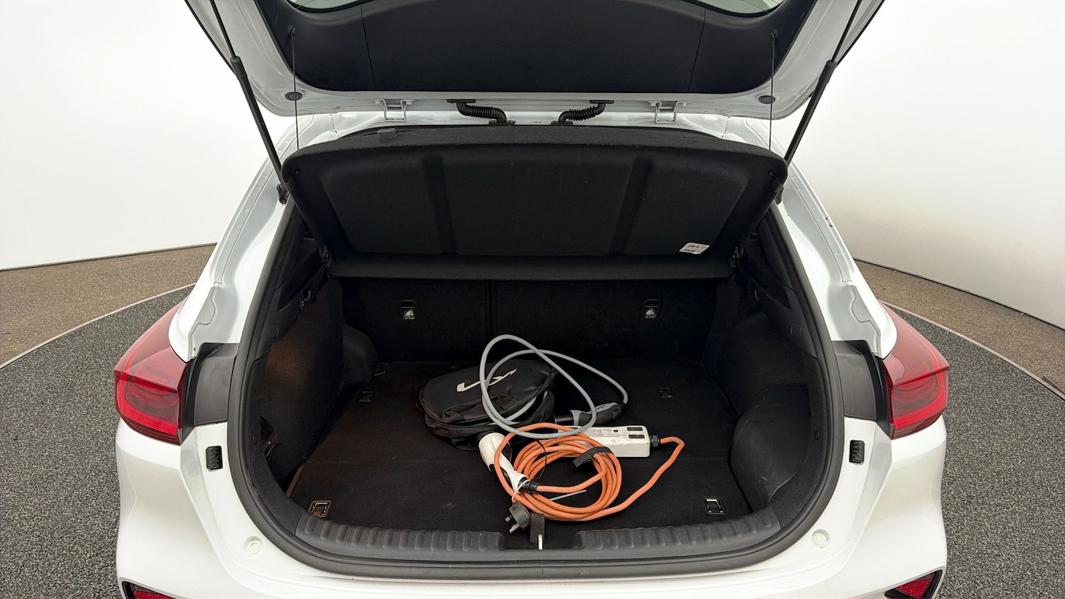 Used Kia XCeed 2022 for sale - 78165955: Photo 16