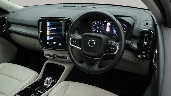 Used Volvo XC40 2020 for sale - 76284189: Photo 10