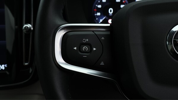 Used Volvo XC40 2020 for sale - 76284189: Photo 24