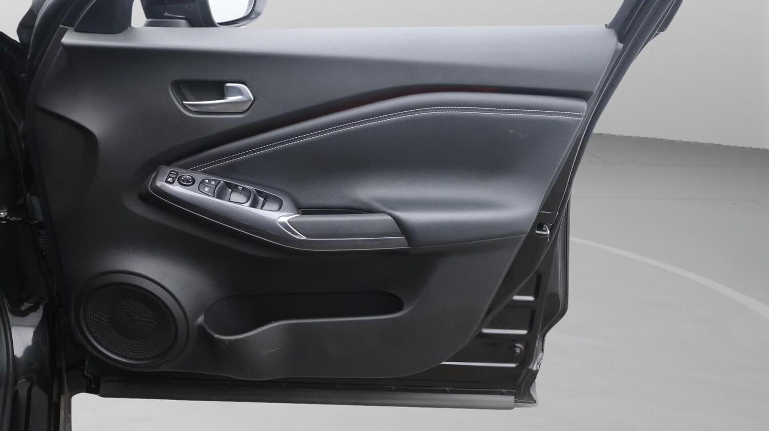 Used Nissan Juke 2023 for sale - 76307511: Photo 16