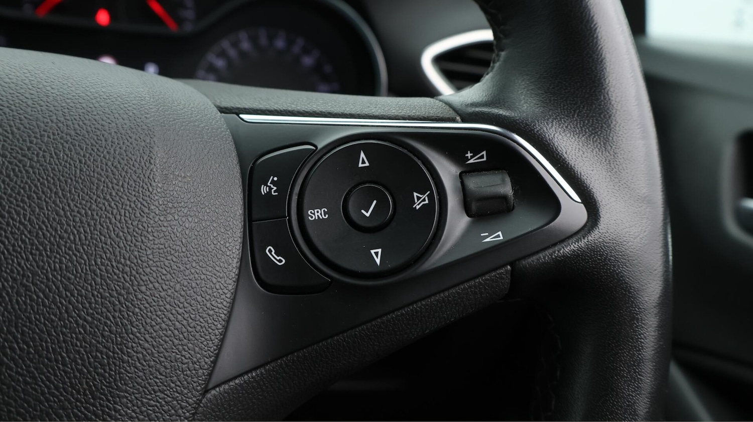 Used Vauxhall Crossland 2022 for sale - 76370402: Photo 25