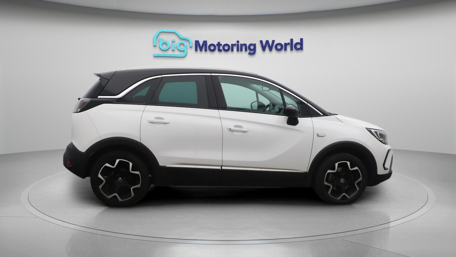 Used Vauxhall Crossland 2022 for sale - 76370402: Photo 9