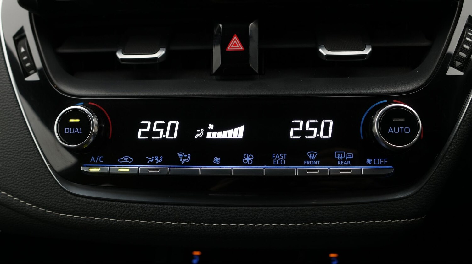 Used Toyota Corolla for sale - 77423301: Photo 12