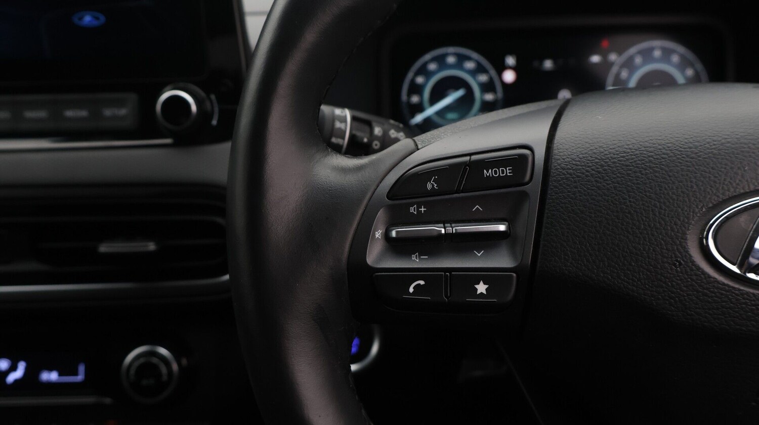 Used Hyundai KONA 2022 for sale - 77127617: Photo 28