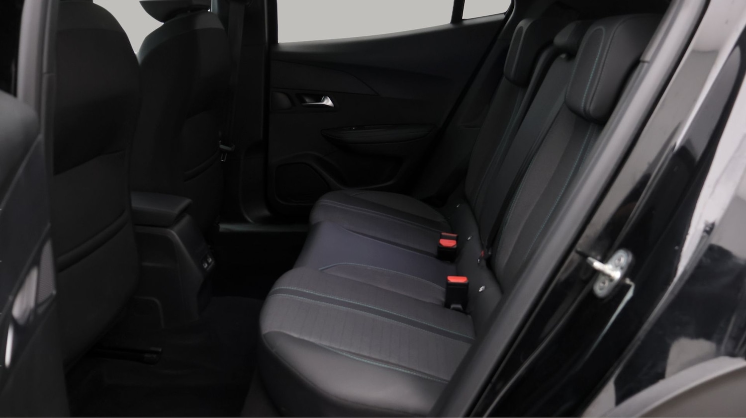 Used Peugeot 2008 2022 for sale - 77379393: Photo 16