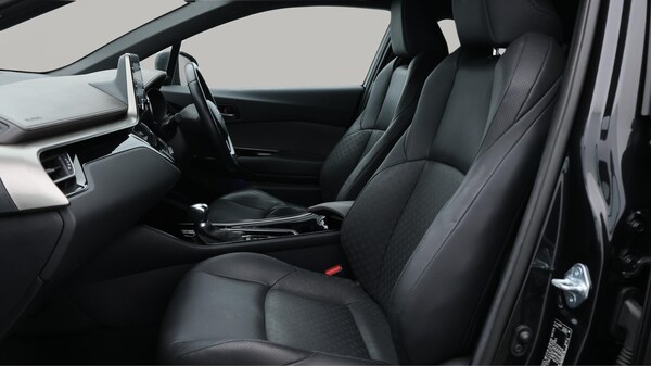 Used Toyota C-HR 2021 for sale - 75225199: Photo 15