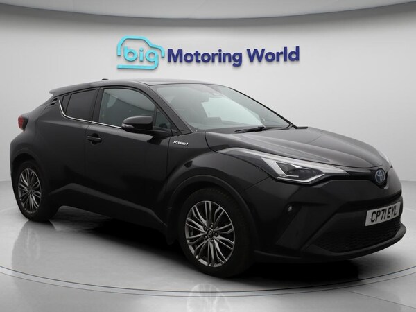 Used Toyota C-HR 2021 for sale - 75225199: Photo 1