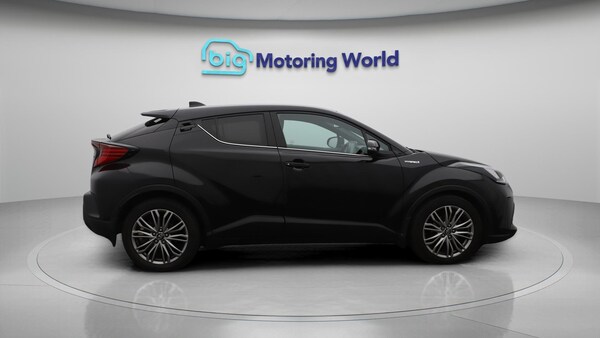 Used Toyota C-HR 2021 for sale - 75225199: Photo 9