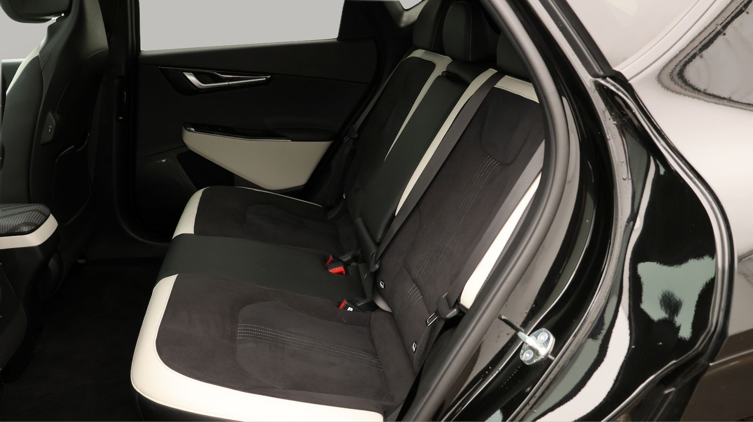 Used Kia EV6 2023 for sale - 77190351: Photo 16