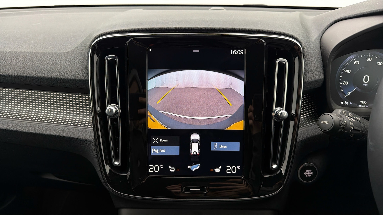 Used Volvo XC40 2022 for sale - 78027592: Photo 24