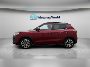 Used Ssangyong Tivoli 2022 for sale - 77628940: Photo