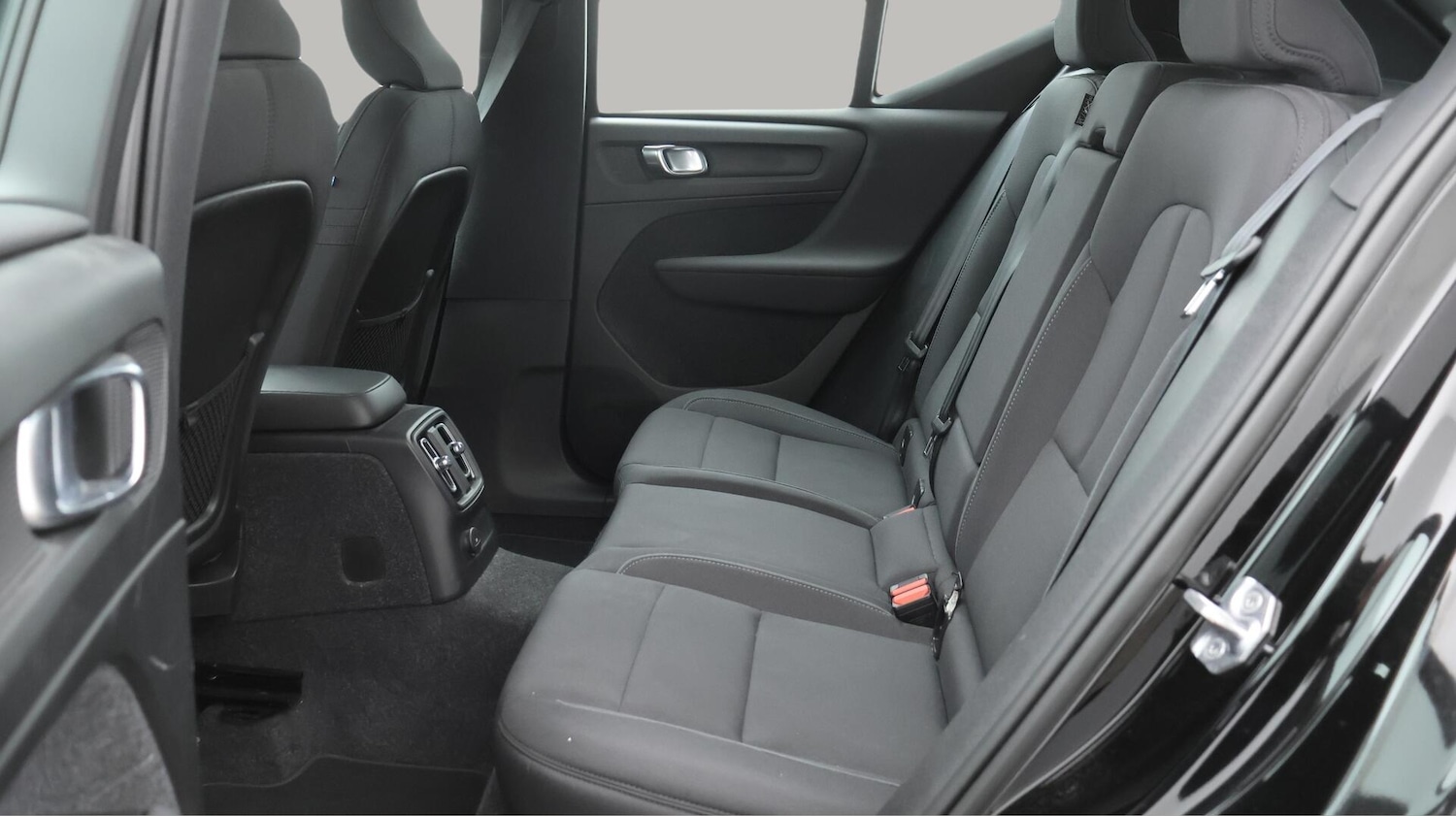 Used Volvo XC40 2021 for sale - 76083730: Photo 17